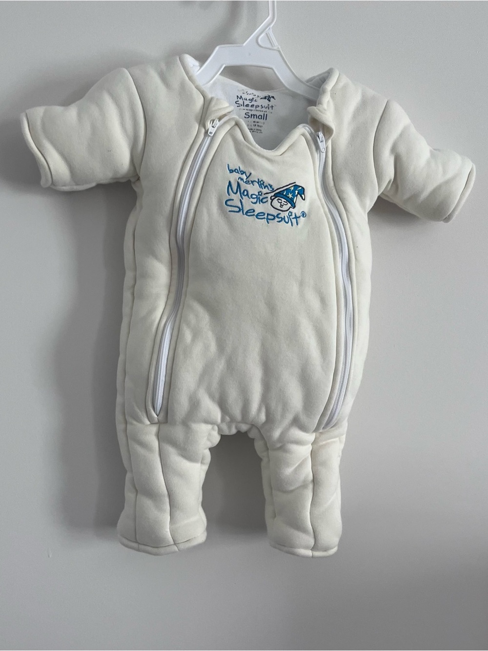 Baby Merlin’s Magic Sleepsuit Small Cream Cozy Sleepsuit